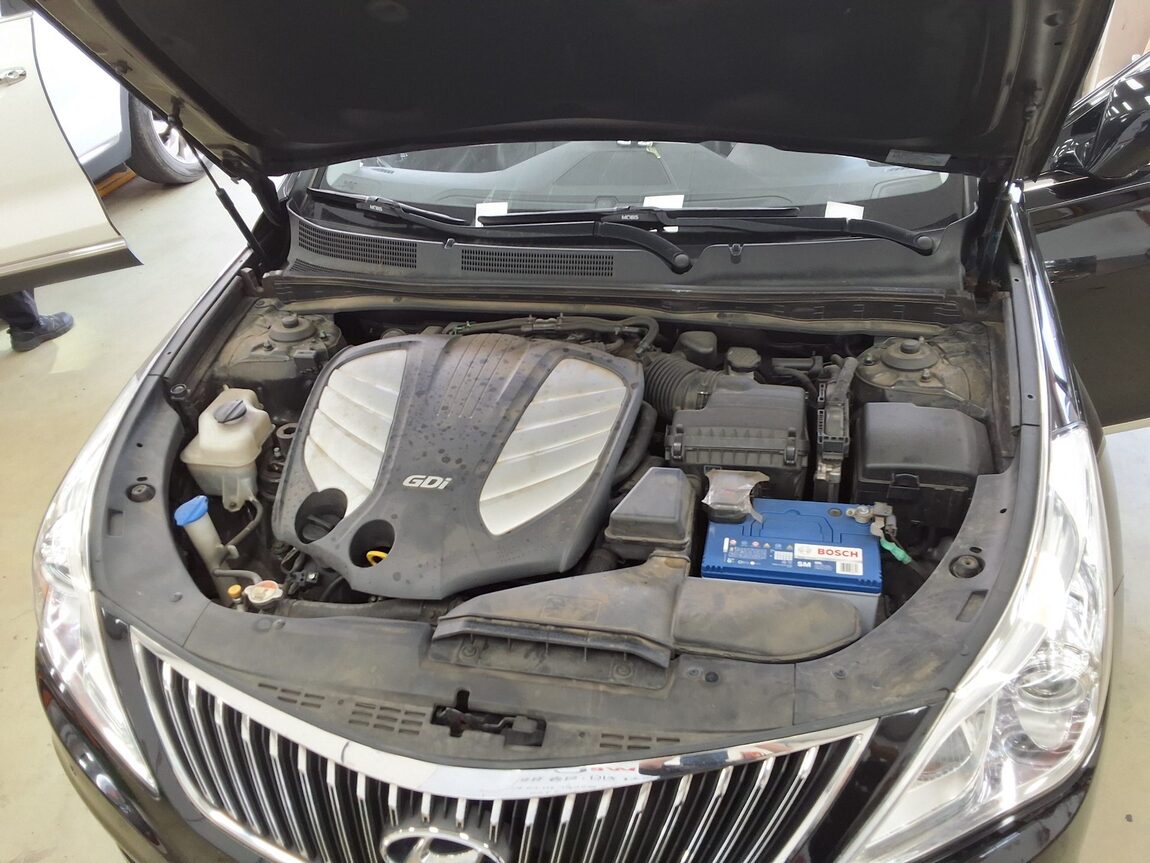 HYUNDAI GRANDEUR HG HG 300 PREMIUM 2014 - zdjęcie 19
