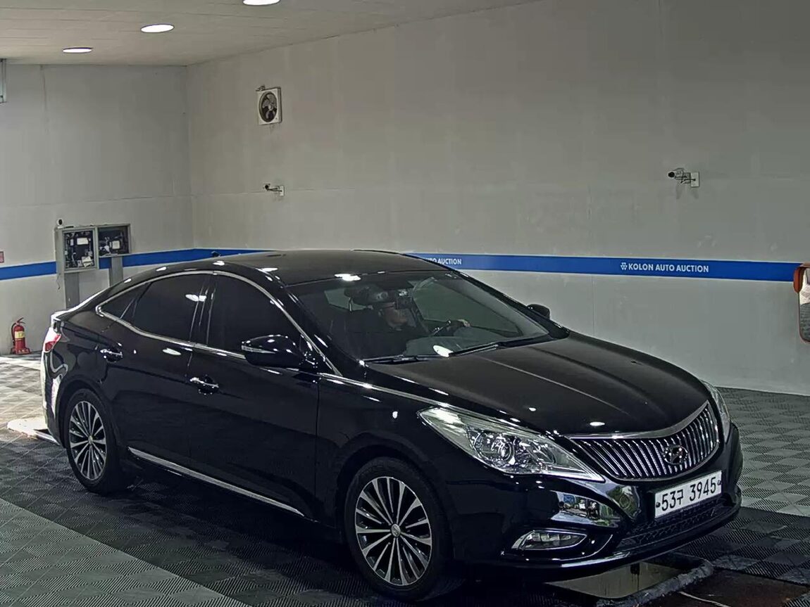 HYUNDAI GRANDEUR HG HG 300 PREMIUM 2014 - zdjęcie 3