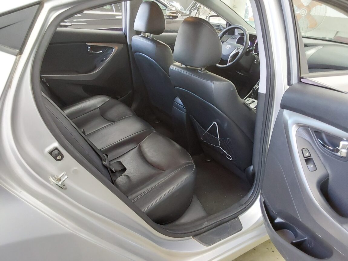 HYUNDAI AVANTE MD M16 GDi PREMIER 2012 - zdjęcie 13