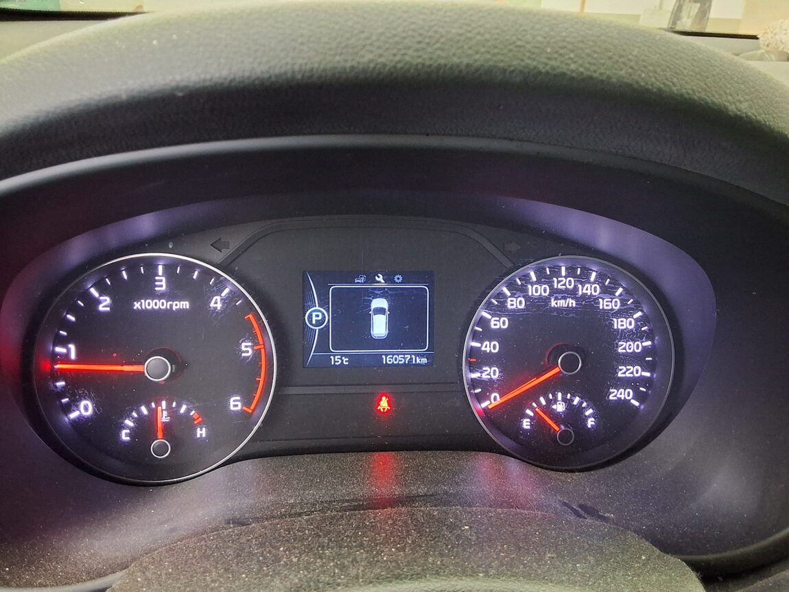 KIA NEW SPORTAGE 1.7 2WD NOBLESSE 2016 - zdjęcie 9