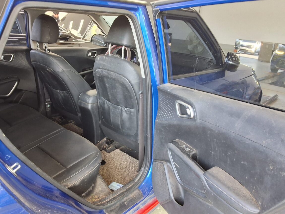 KIA SOUL BOOSTER 1.6 T-GDI NOBLESSE 2019 - zdjęcie 13