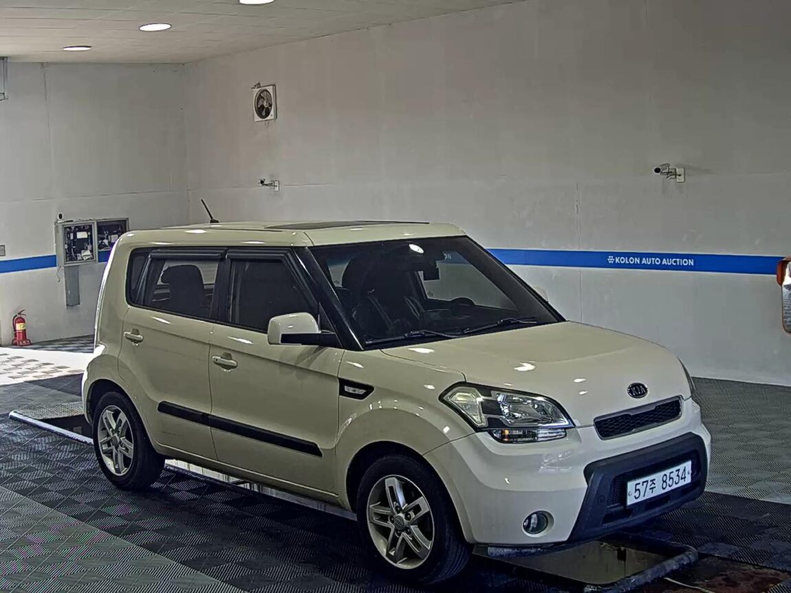 KIA SOUL 1.6 CVVT U SMART 2011 - zdjęcie 3