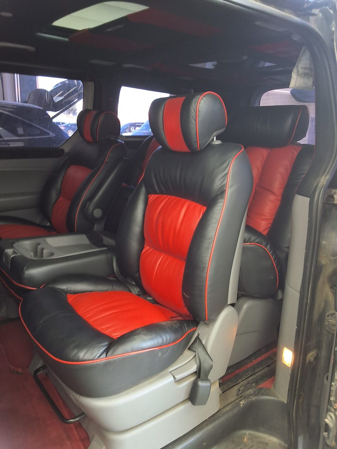 HYUNDAI GRAND STAREX 11-SEATER DIESEL CVX PREMIER 2013 - zdjęcie 12