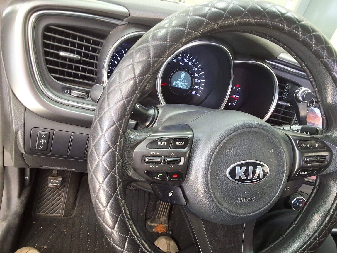KIA THE NEW K5 LPI RENTAL CAR LUXURY 2014 - zdjęcie 23