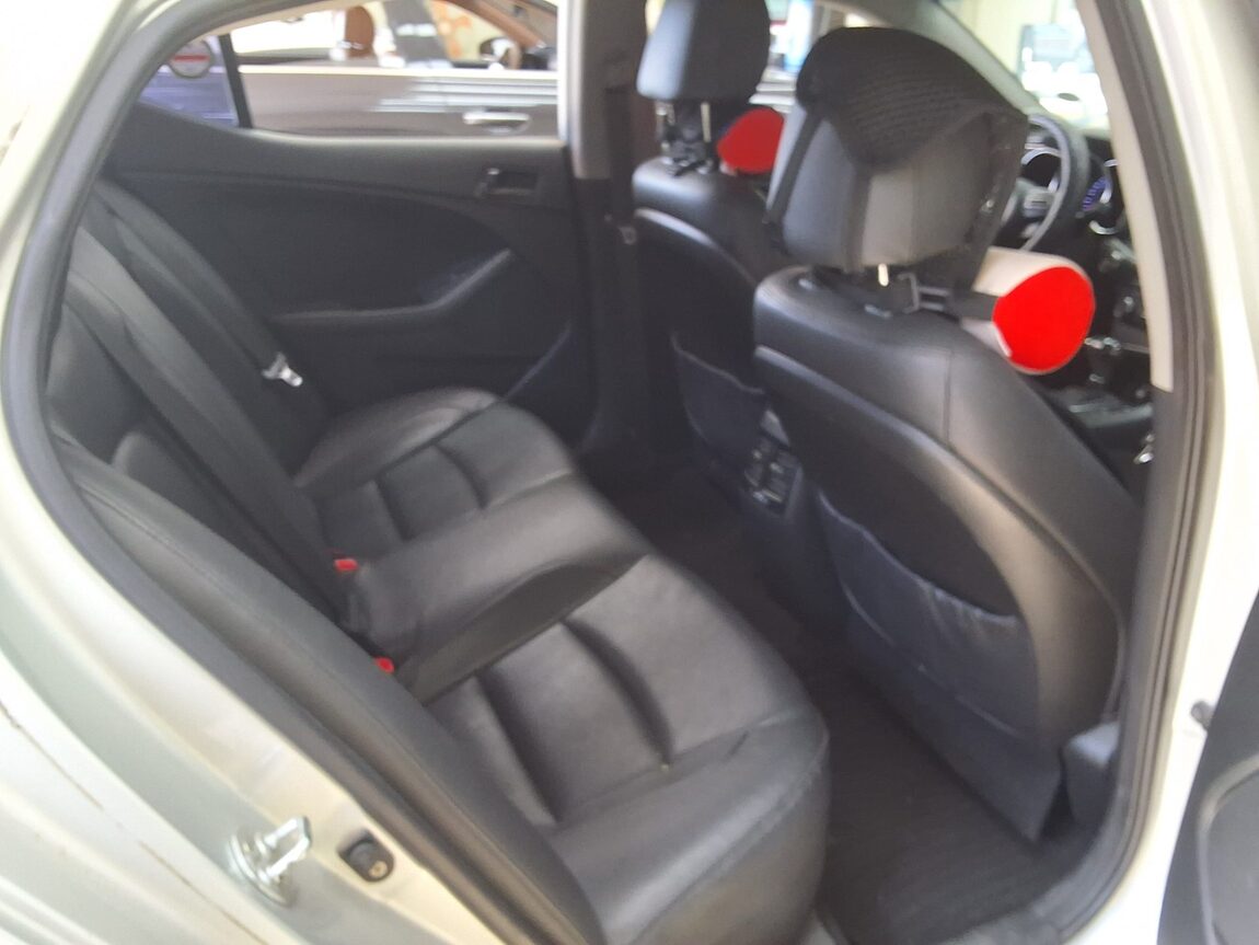 KIA THE NEW K5 LPI RENTAL CAR LUXURY 2014 - zdjęcie 14