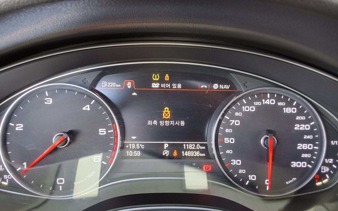 AUDI A6 (4TH GEN) 35 TDI 2015 - zdjęcie 9