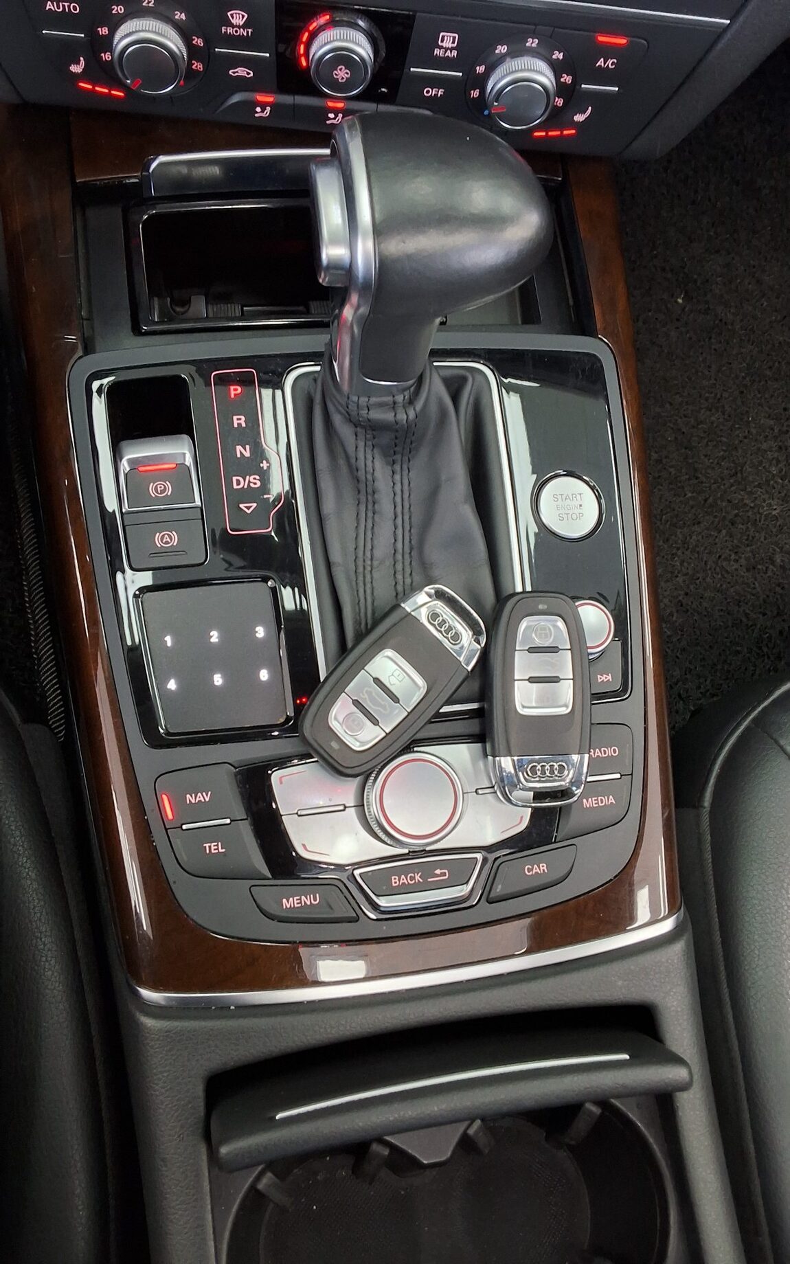 AUDI A6 (4TH GEN) 35 TDI 2015 - zdjęcie 20