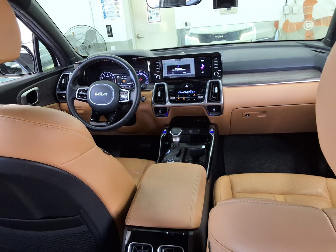 KIA NEW SORENTO (MQ4) 2.5 GASOLINE 2WD PRESTIGE 2022 - zdjęcie 11