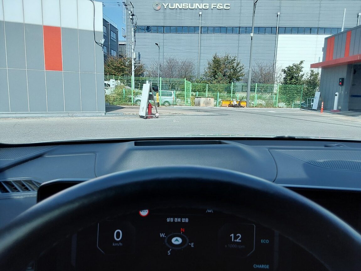 KIA THE NEW K5 HYBRID (DL3) 2.0 HEV NOBLESSE 2024 - zdjęcie 21
