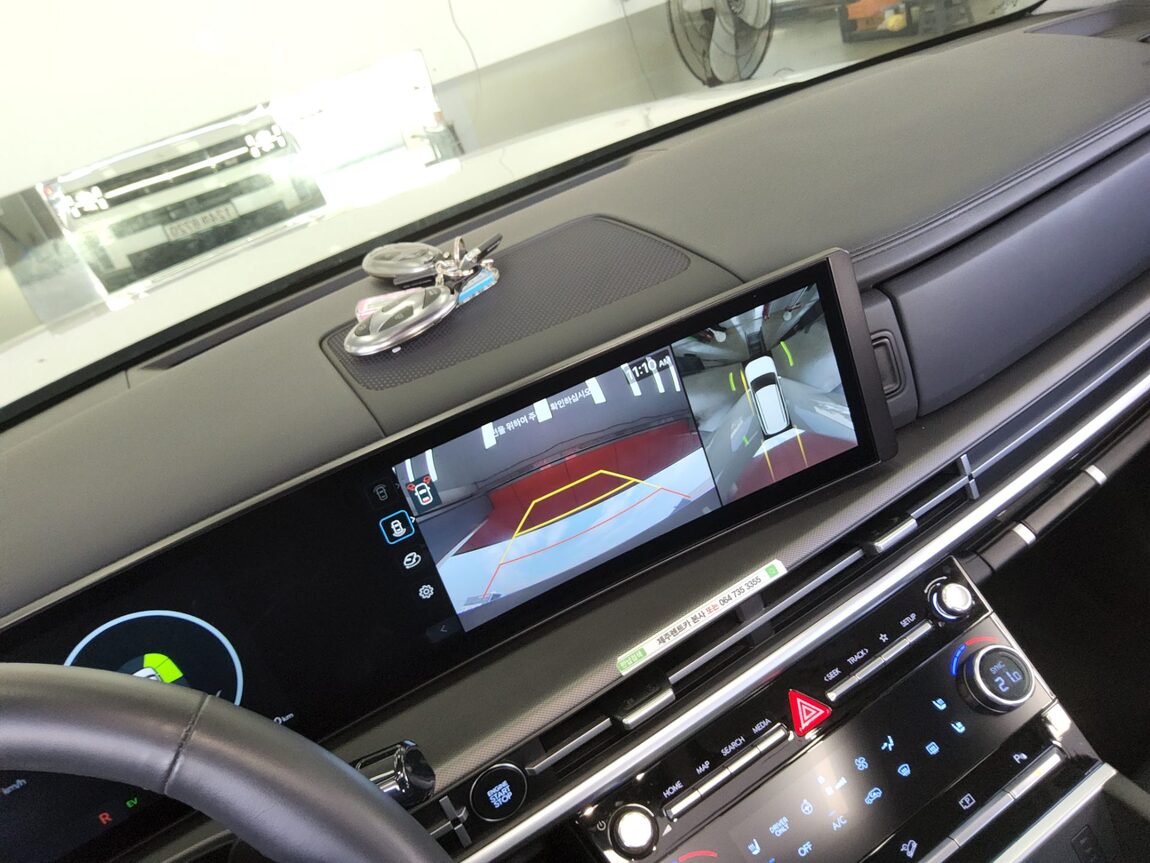 HYUNDAI THE ALL NEW SANTA FE HYBRID 1.6 HEV AWD PRESTIGE 2025 - zdjęcie 18