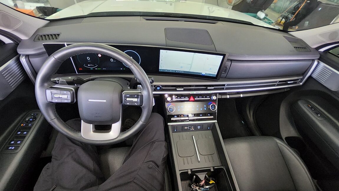HYUNDAI THE ALL NEW SANTA FE HYBRID 1.6 HEV AWD PRESTIGE 2025 - zdjęcie 11