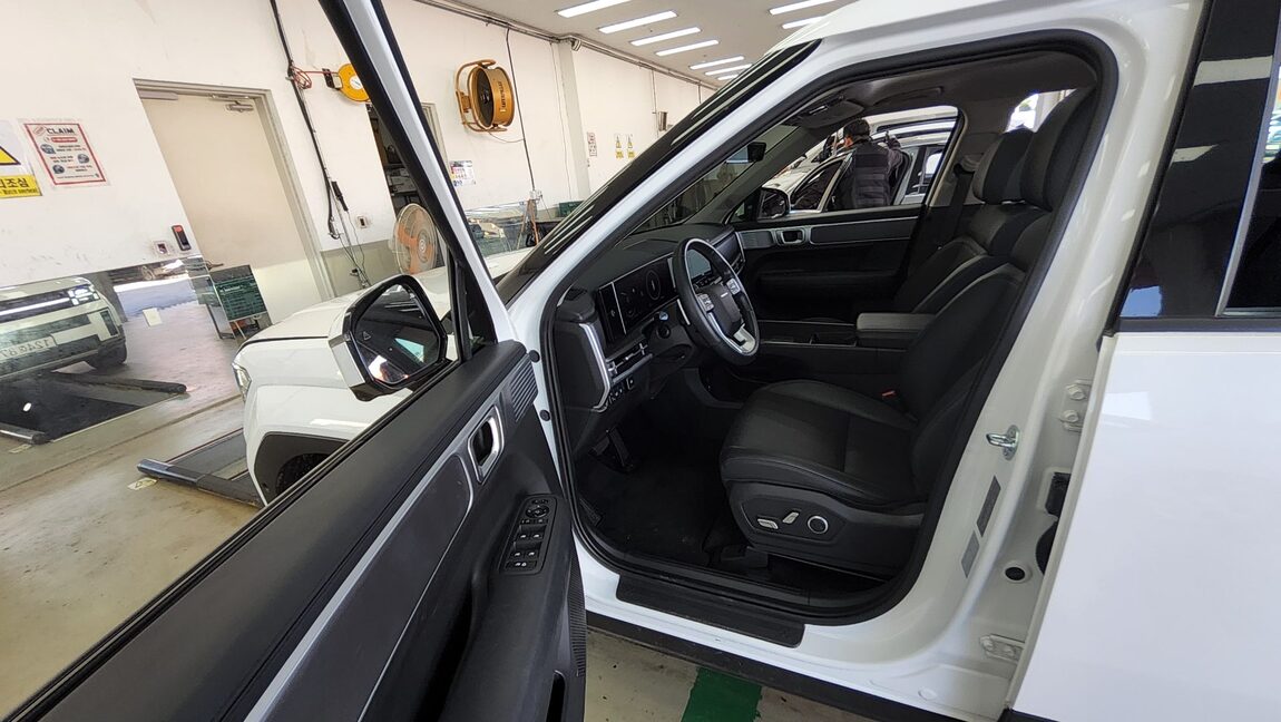 HYUNDAI THE ALL NEW SANTA FE HYBRID 1.6 HEV AWD PRESTIGE 2025 - zdjęcie 10