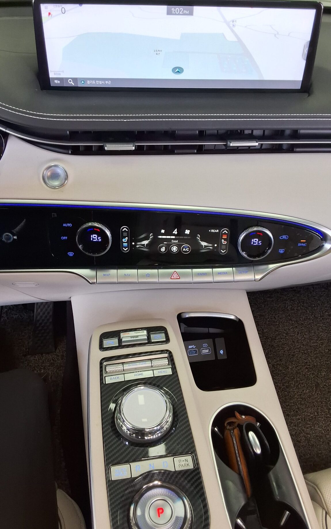 GENESIS GV70 2.5T AWD BASE MODEL 2021 - zdjęcie 18