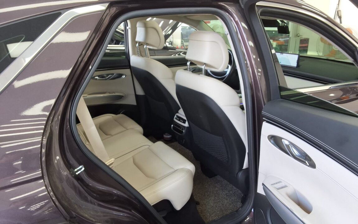 GENESIS GV70 2.5T AWD BASE MODEL 2021 - zdjęcie 13