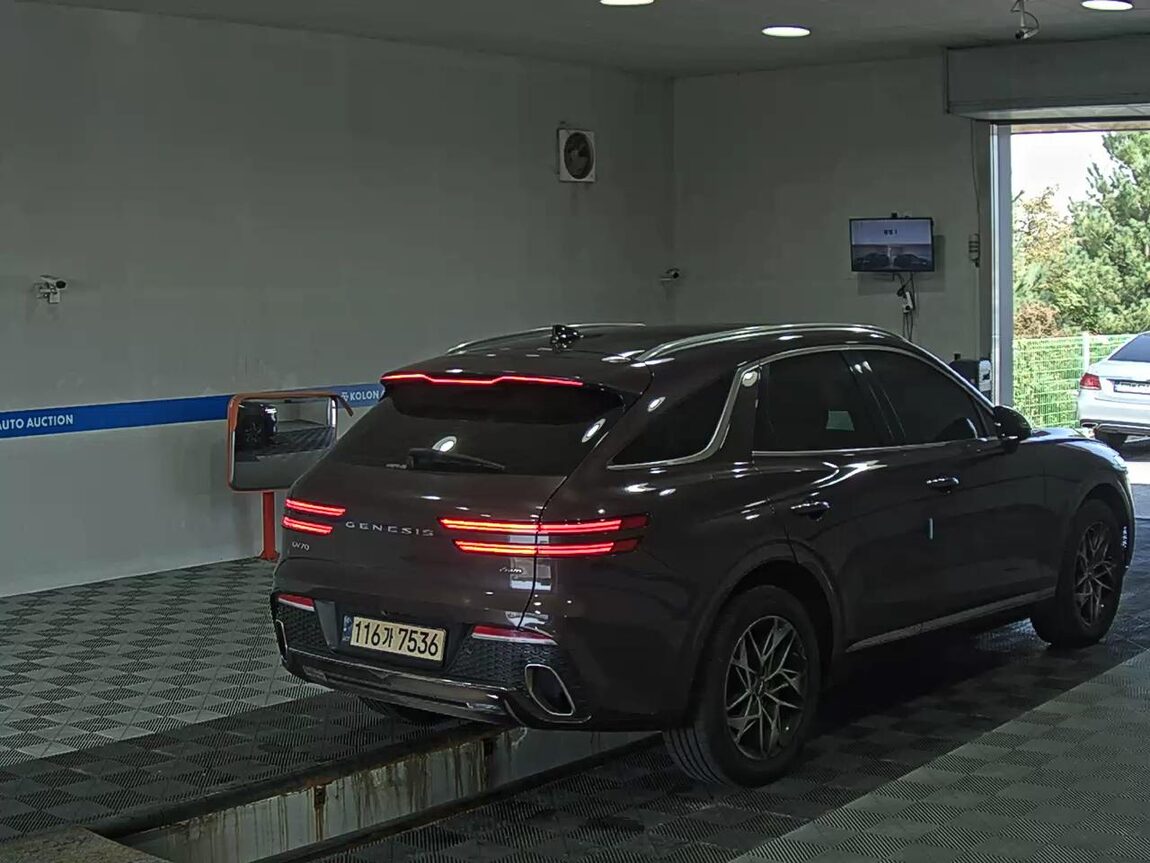 GENESIS GV70 2.5T AWD BASE MODEL 2021 - zdjęcie 5