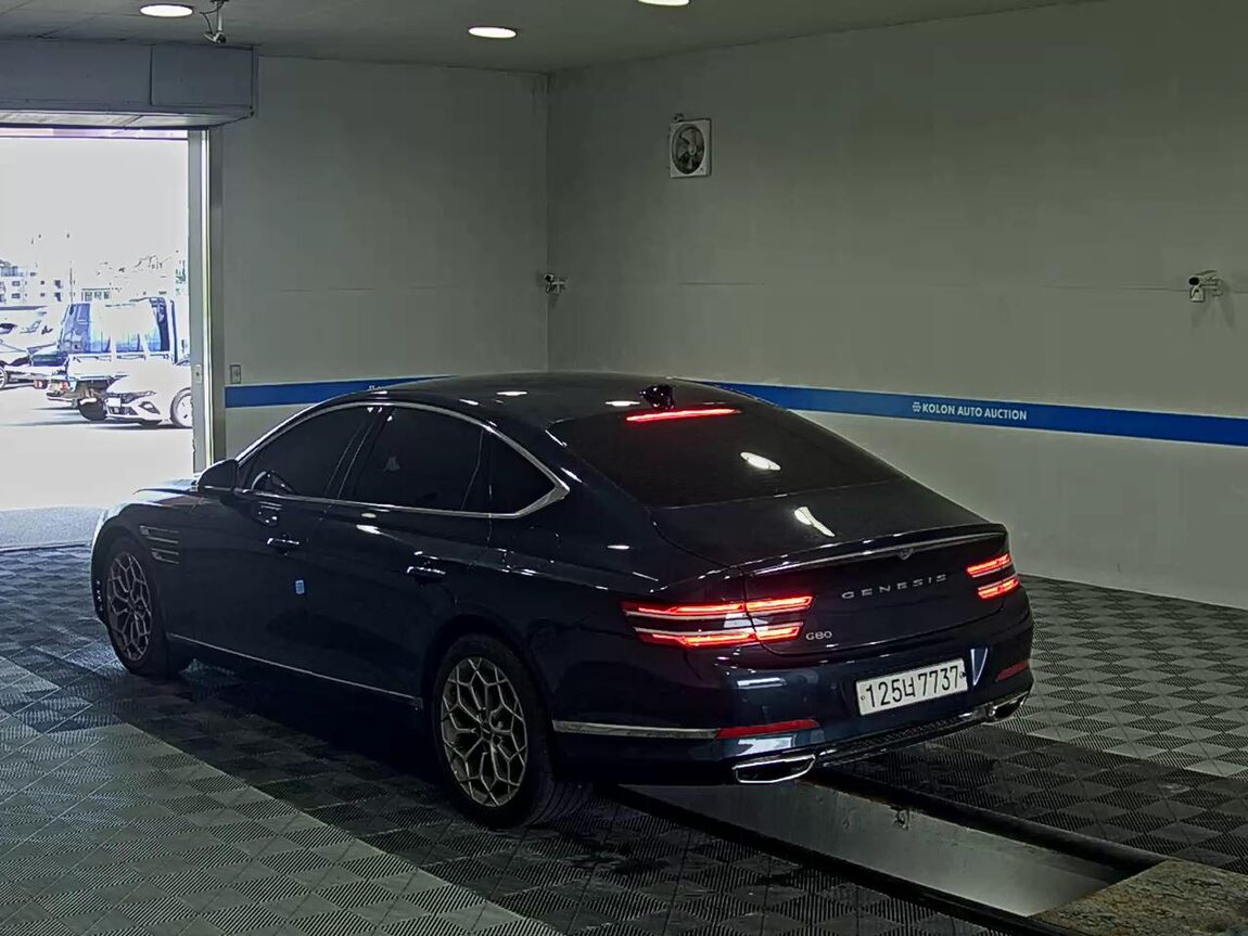 GENESIS THE ALL NEW G80 GASOLINE 2.5 2WD BASE MODEL 2021 - zdjęcie 6