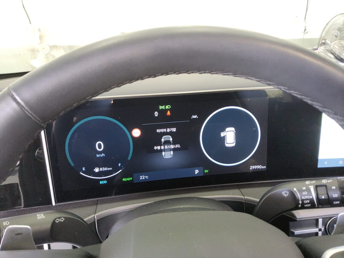 HYUNDAI THE ALL NEW SANTA FE HYBRID 1.6 HEV AWD PRESTIGE 2025 - zdjęcie 9