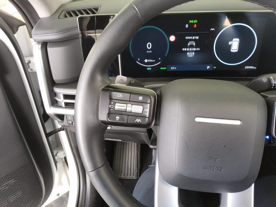 HYUNDAI THE ALL NEW SANTA FE HYBRID 1.6 HEV AWD PRESTIGE 2025 - zdjęcie 17