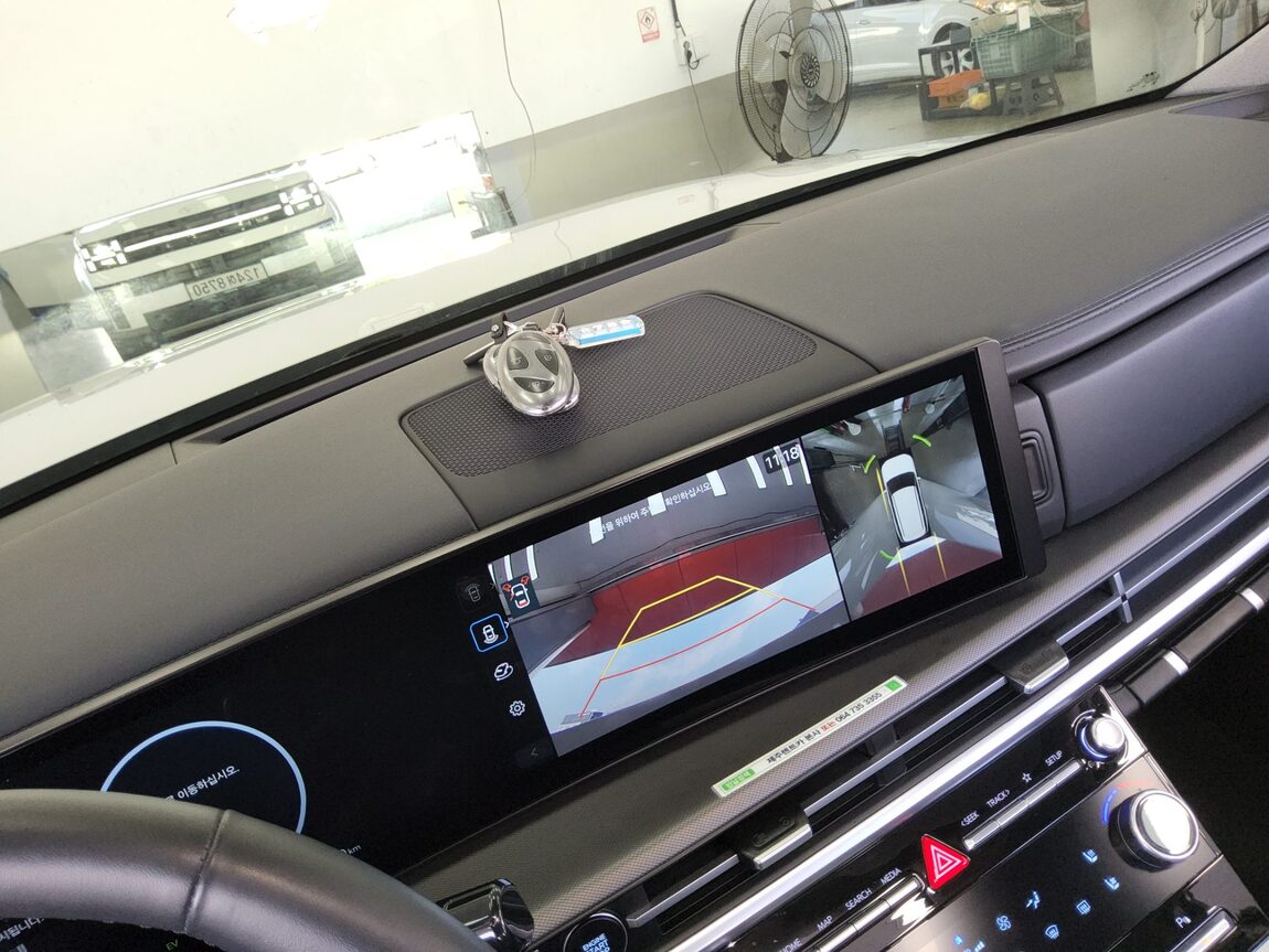 HYUNDAI THE ALL NEW SANTA FE HYBRID 1.6 HEV AWD PRESTIGE 2025 - zdjęcie 18