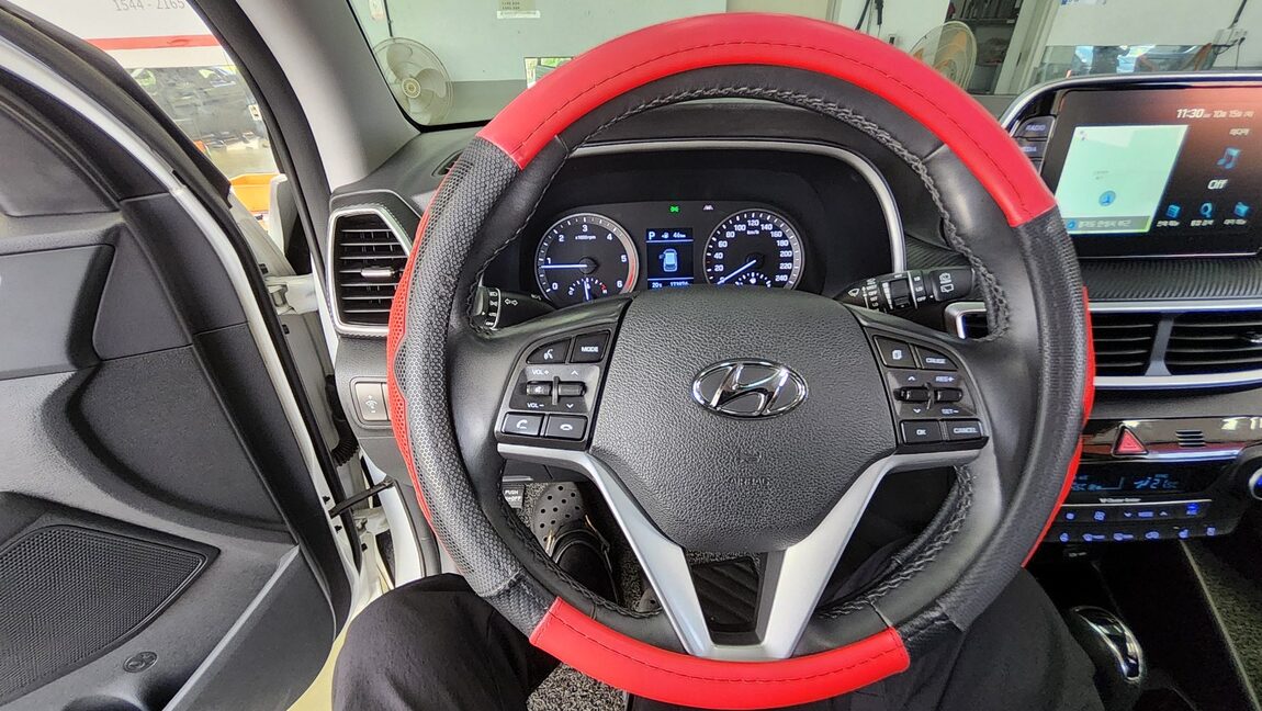 HYUNDAI NEW TUCSON 2.0 DIESEL 2WD MODERN 2020 - zdjęcie 17