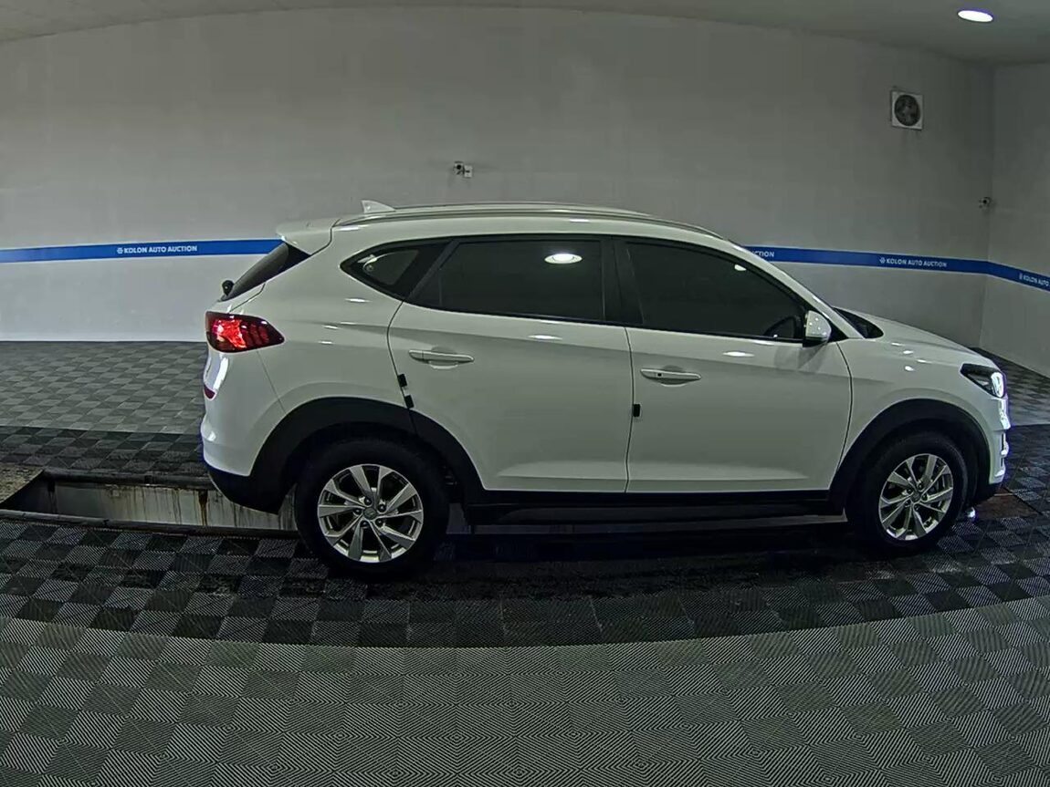 HYUNDAI NEW TUCSON 2.0 DIESEL 2WD MODERN 2020 - zdjęcie 4
