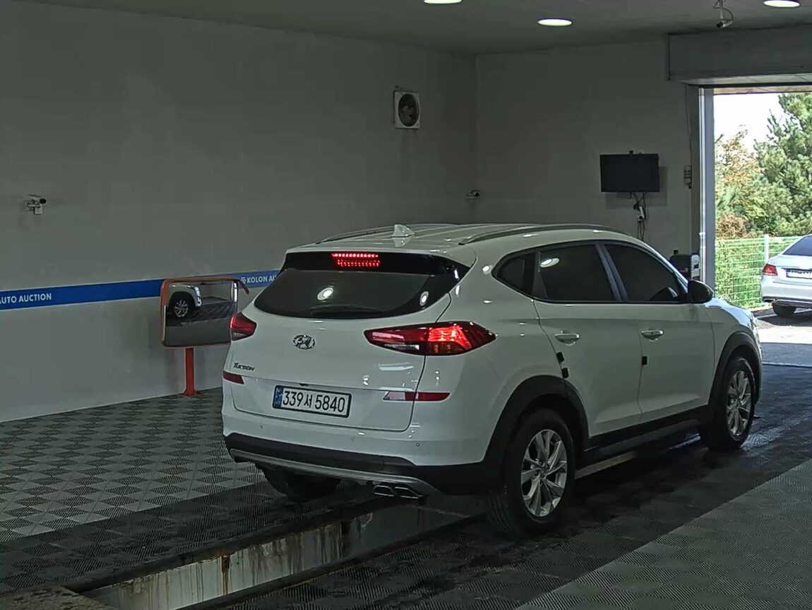HYUNDAI NEW TUCSON 2.0 DIESEL 2WD MODERN 2020 - zdjęcie 5
