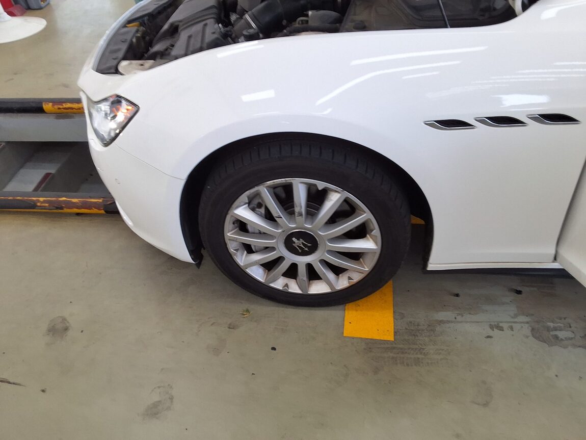 MASERATI GHIBLI (3RD GEN) 3.0 DIESEL 2015 - zdjęcie 22