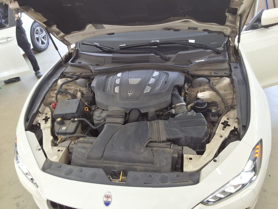 MASERATI GHIBLI (3RD GEN) 3.0 DIESEL 2015 - zdjęcie 20