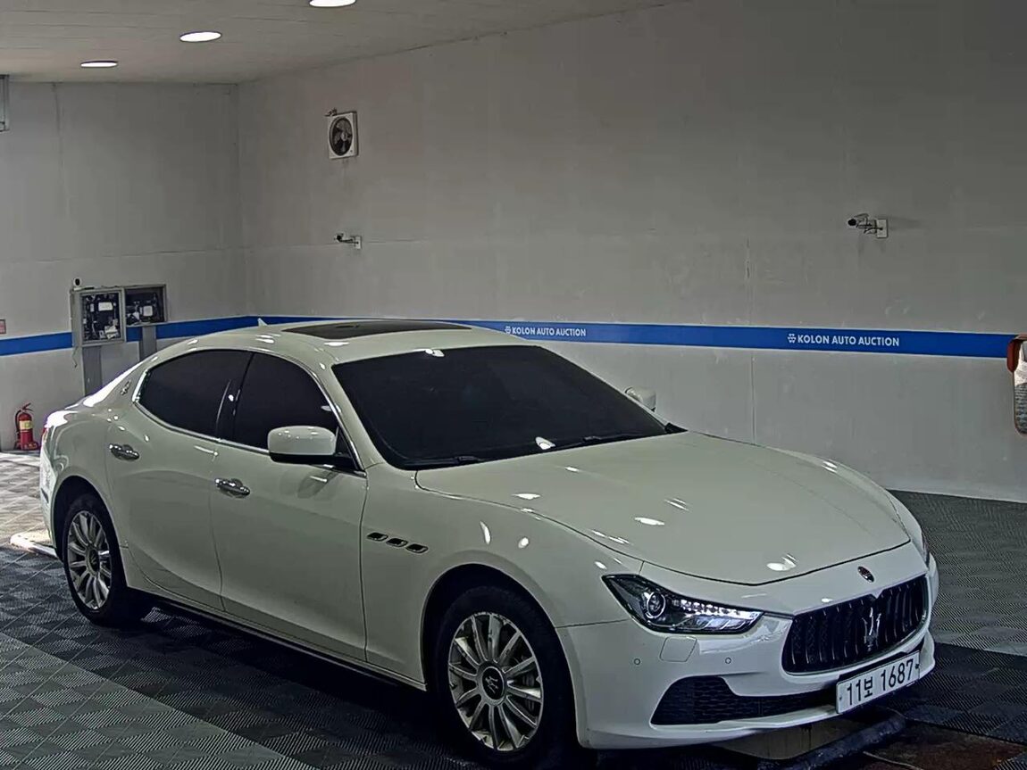 MASERATI GHIBLI (3RD GEN) 3.0 DIESEL 2015 - zdjęcie 3