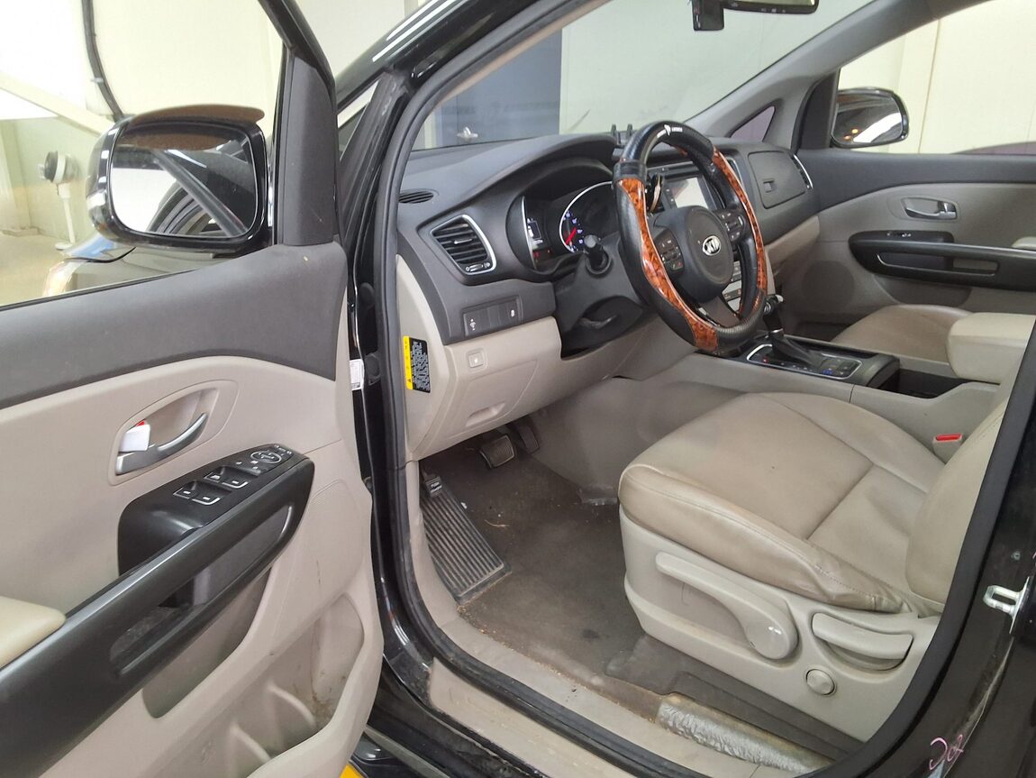KIA ALL NEW CARNIVAL 11-SEATER DIESEL LUXURY 2015 - zdjęcie 11