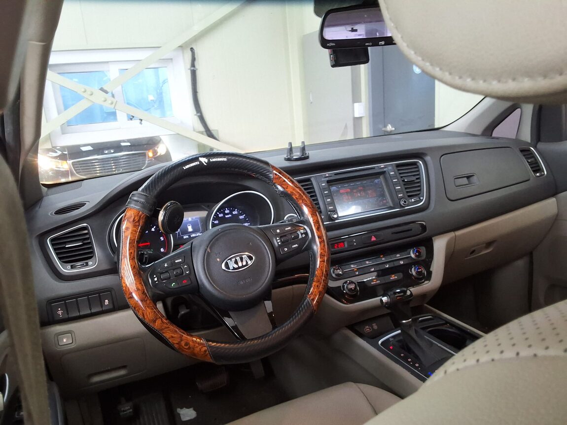 KIA ALL NEW CARNIVAL 11-SEATER DIESEL LUXURY 2015 - zdjęcie 12