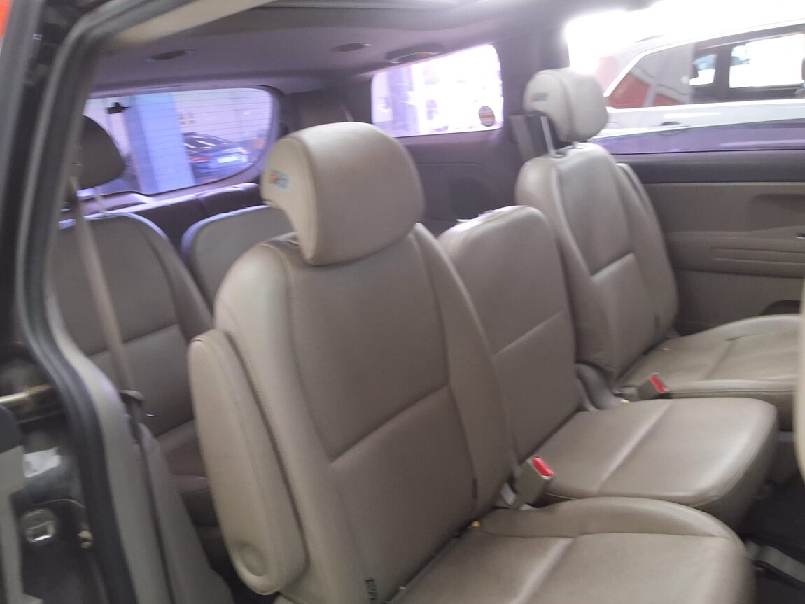 KIA ALL NEW CARNIVAL 11-SEATER DIESEL LUXURY 2015 - zdjęcie 14
