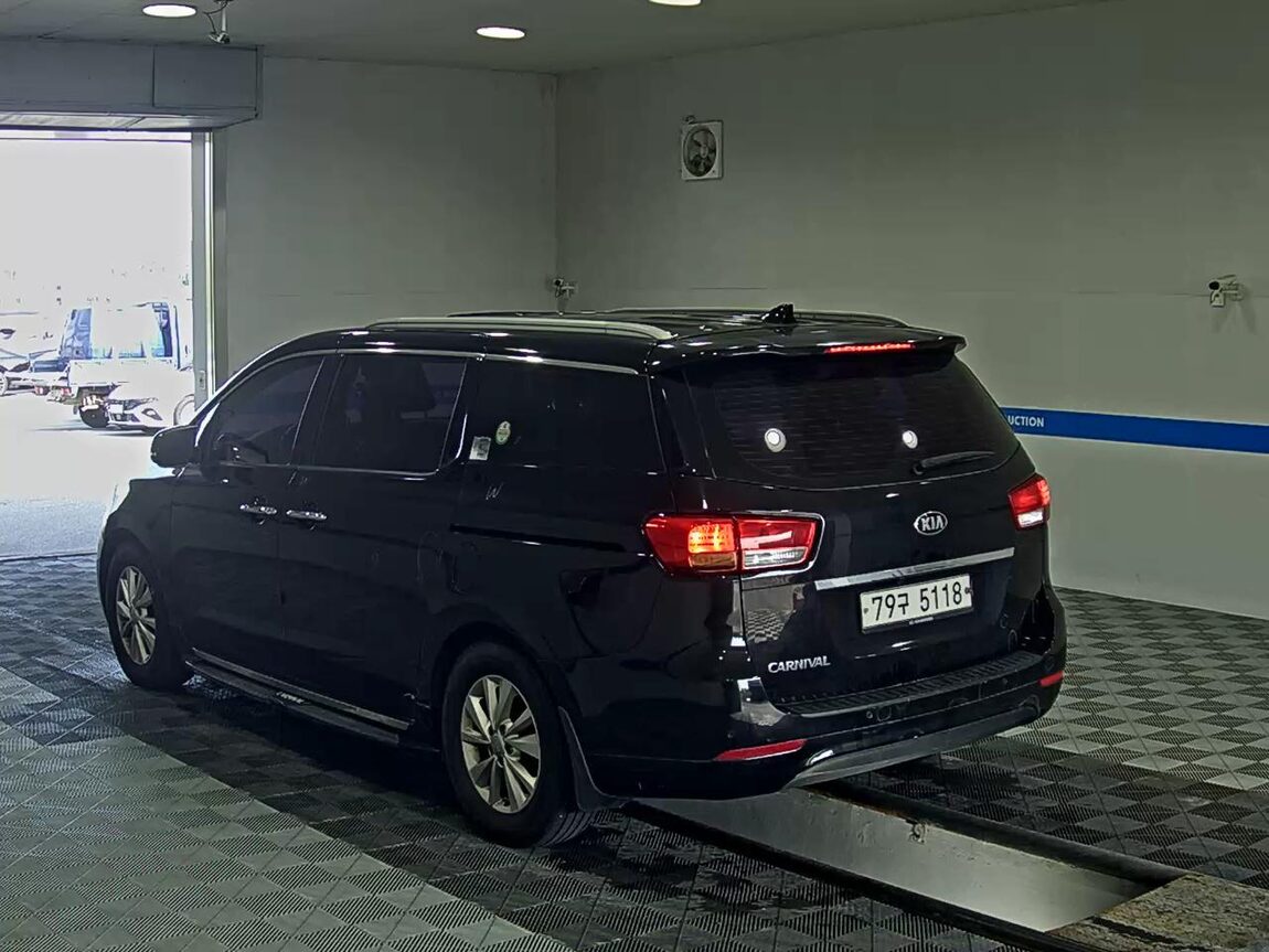 KIA ALL NEW CARNIVAL 11-SEATER DIESEL LUXURY 2015 - zdjęcie 6
