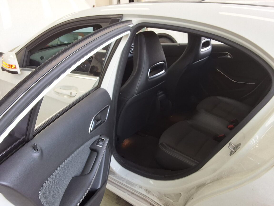 MERCEDES-BENZ A-CLASS (3RD GEN) A180 CDI STYLE 2015 - zdjęcie 12