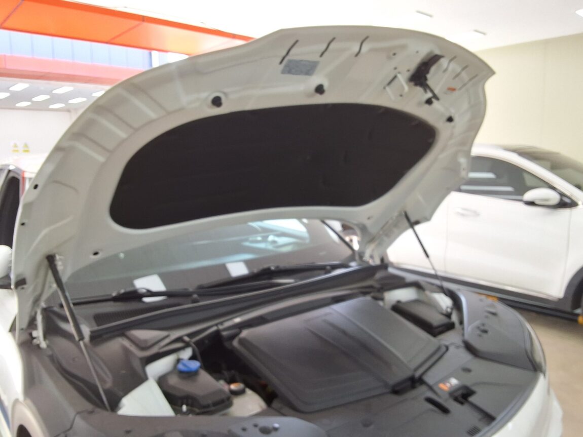 GENESIS GV60 EV AWD STANDARD 2022 - zdjęcie 18