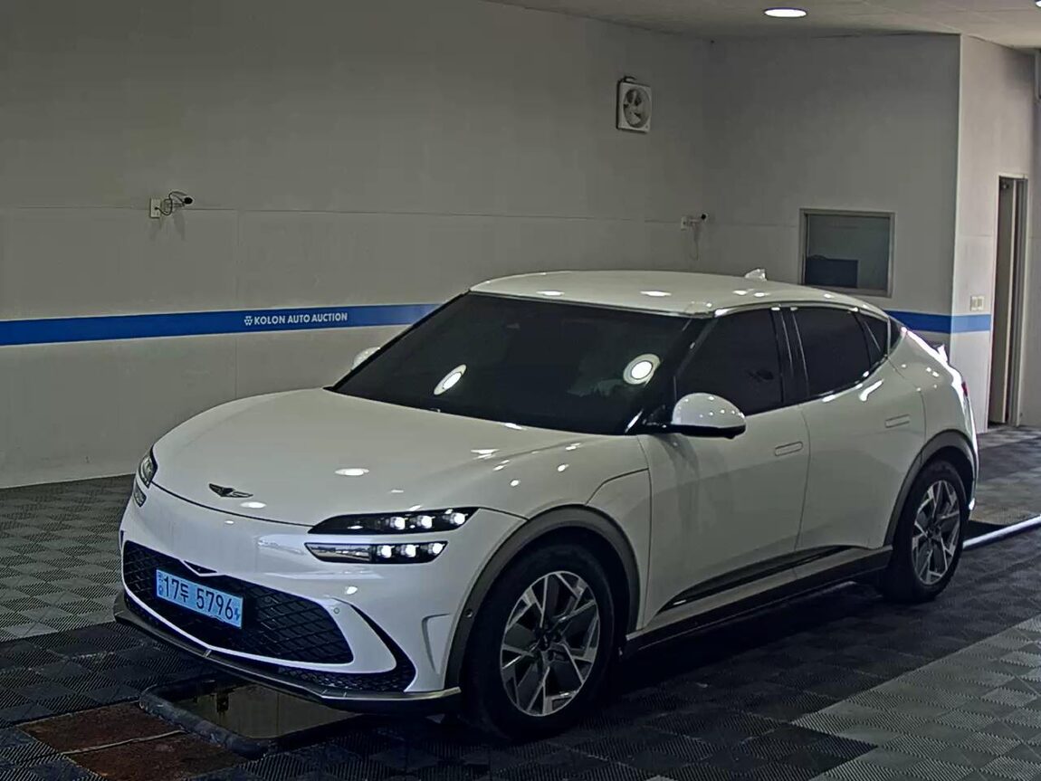 GENESIS GV60 EV AWD STANDARD 2022 - zdjęcie 2