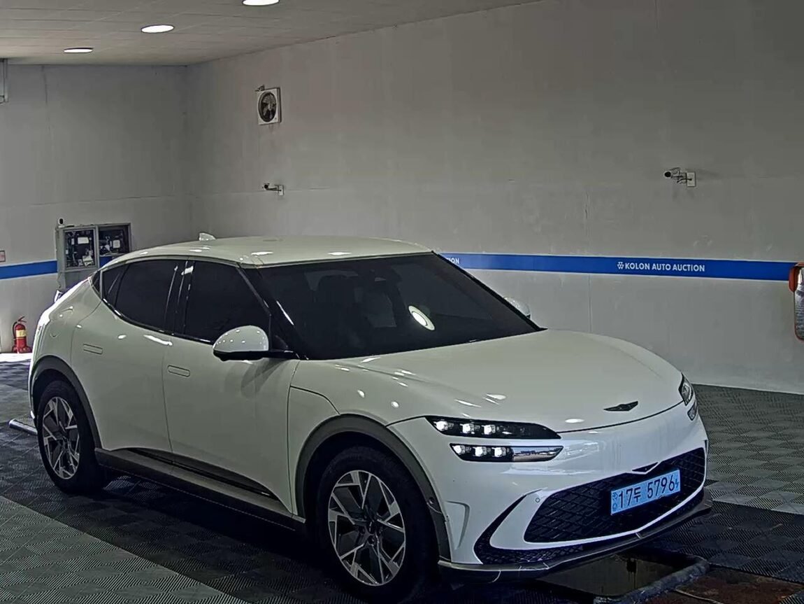 GENESIS GV60 EV AWD STANDARD 2022 - zdjęcie 3