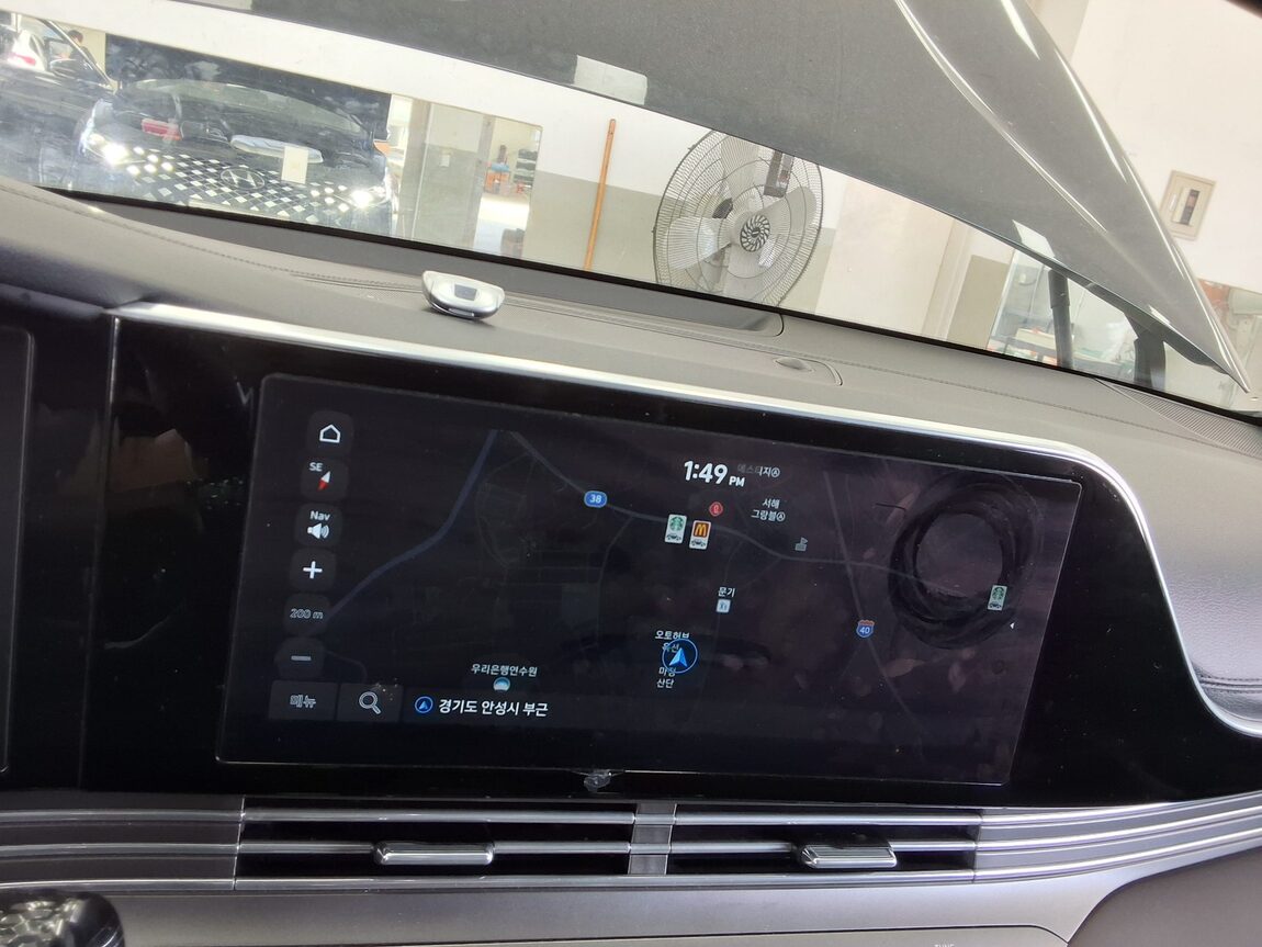 HYUNDAI THE NEW GRANDEUR IG HYBRID 2.4 HEV PREMIUM CHOICE 2021 - zdjęcie 18