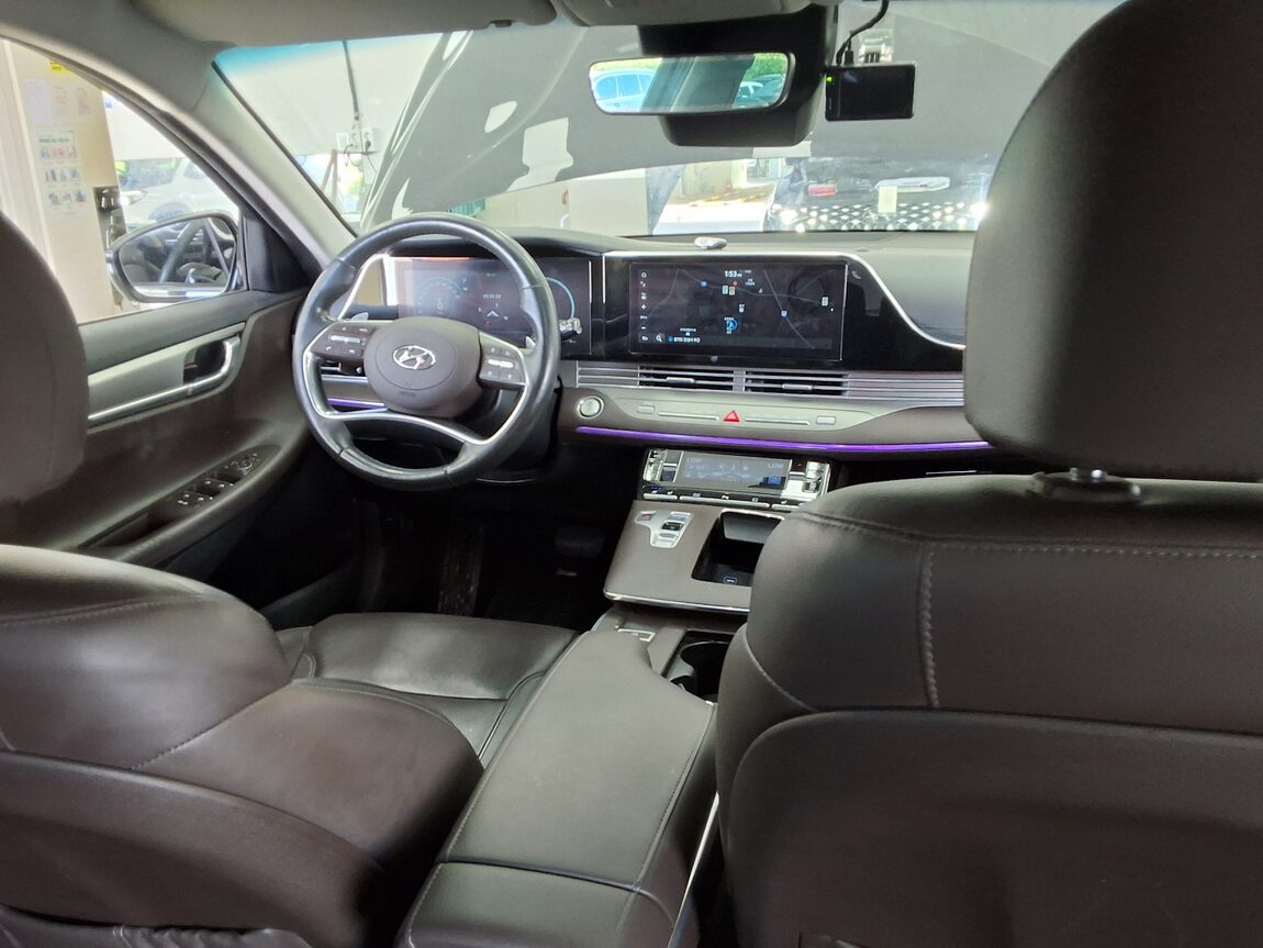 HYUNDAI THE NEW GRANDEUR IG HYBRID 2.4 HEV PREMIUM CHOICE 2021 - zdjęcie 11