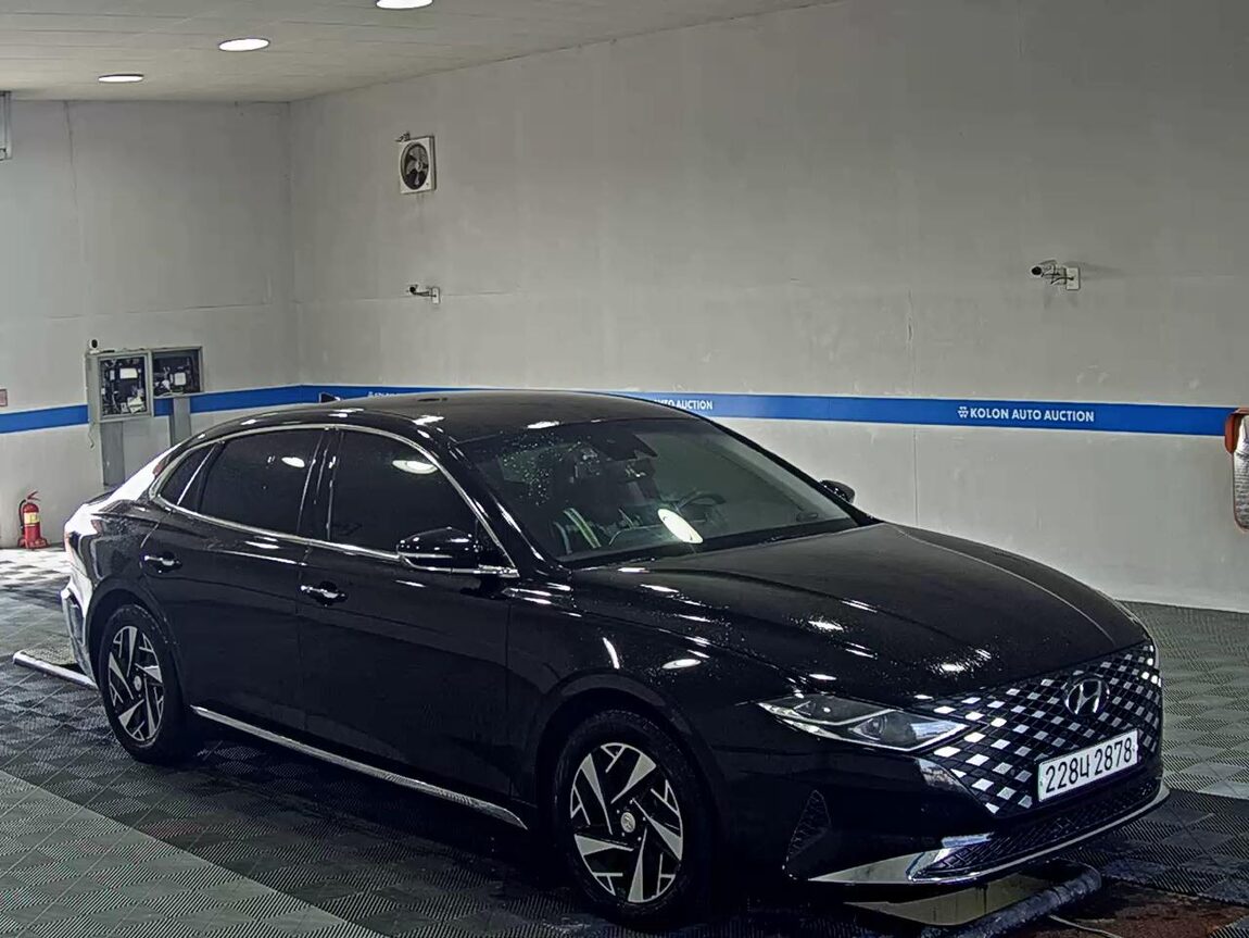 HYUNDAI THE NEW GRANDEUR IG HYBRID 2.4 HEV PREMIUM CHOICE 2021 - zdjęcie 3
