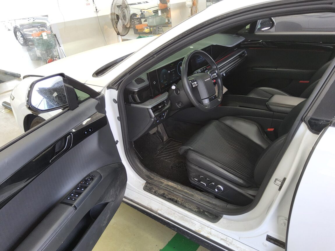 HYUNDAI THE ALL NEW GRANDEUR GASOLINE 3.5 2WD CALLIGRAPHY 2023 - zdjęcie 10