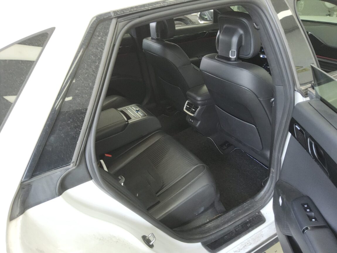 HYUNDAI THE ALL NEW GRANDEUR GASOLINE 3.5 2WD CALLIGRAPHY 2023 - zdjęcie 13