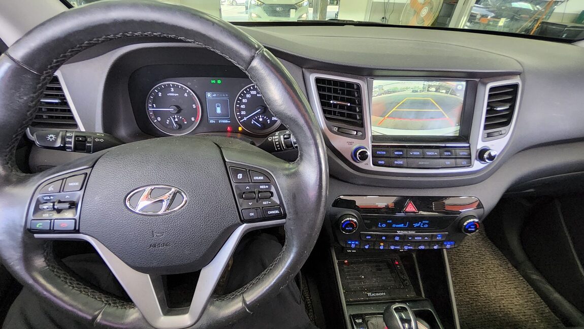 HYUNDAI ALL NEW TUCSON DIESEL 1.7 2WD MODERN 2017 - zdjęcie 19