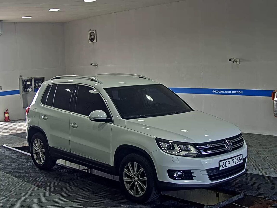 VOLKSWAGEN TIGUAN 2.0 TDI BLUEMOTION 2015 - zdjęcie 3