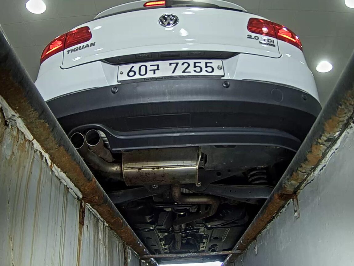 VOLKSWAGEN TIGUAN 2.0 TDI BLUEMOTION 2015 - zdjęcie 8