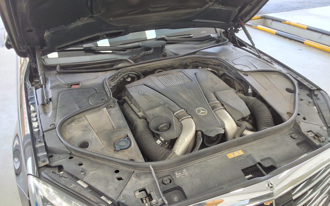 MERCEDES-BENZ S-CLASS (6TH GEN) S500L 4MATIC 2015 - zdjęcie 23