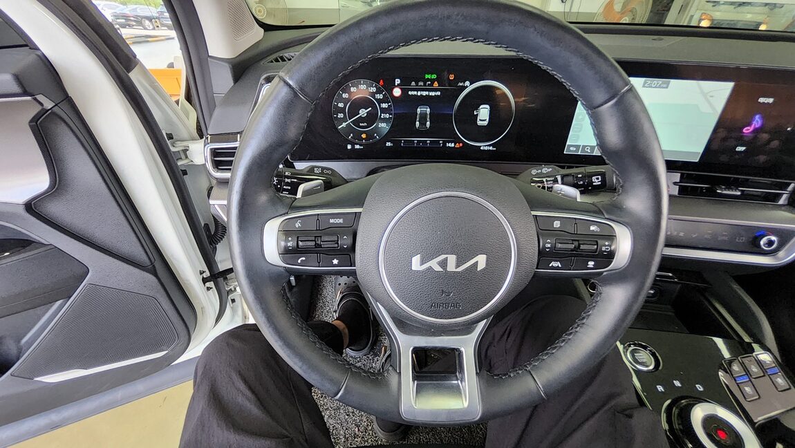 KIA THE ALL NEW SPORTAGE 1.6 GASOLINE 2WD NOBLESSE 2022 - zdjęcie 17