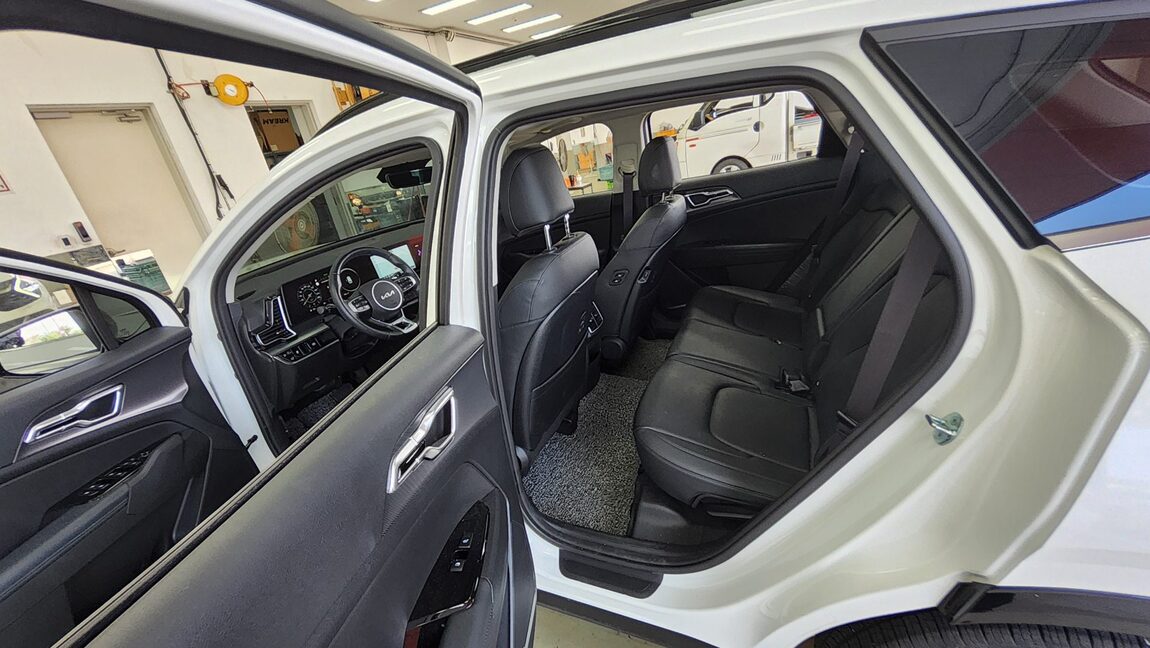 KIA THE ALL NEW SPORTAGE 1.6 GASOLINE 2WD NOBLESSE 2022 - zdjęcie 12