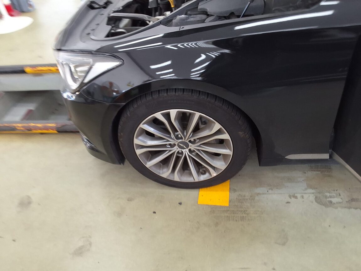 HYUNDAI GENESIS DH G330 AWD PREMIUM 2015 - zdjęcie 22