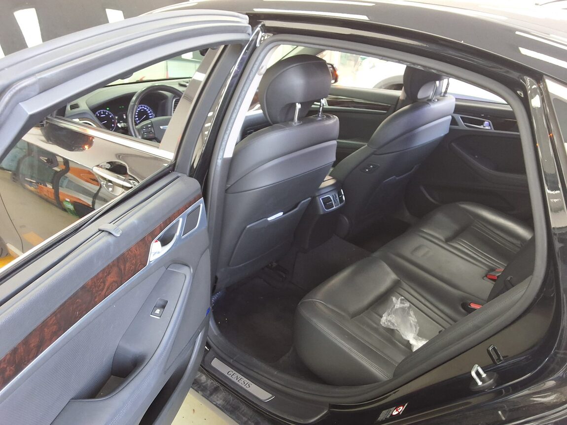 HYUNDAI GENESIS DH G330 AWD PREMIUM 2015 - zdjęcie 12